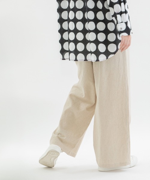 nop de nod（ノップドゥノッド）の「リネンコットンワイドパンツ（その他パンツ・レディース・ブラック/キナリ/スミクロ/ネイビー・3）」の5枚目の写真