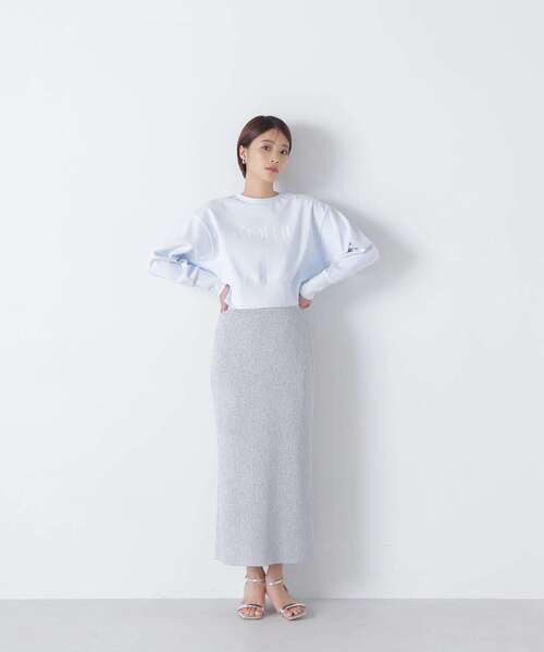 NATURAL BEAUTY BASIC(ナチュラルビューティーベーシック)の「◇ダンボールロゴカットソー(Tシャツ/カットソー・レディース・ブルー/オフホワイト/チャコールグレー・FREE)」の7枚目の写真