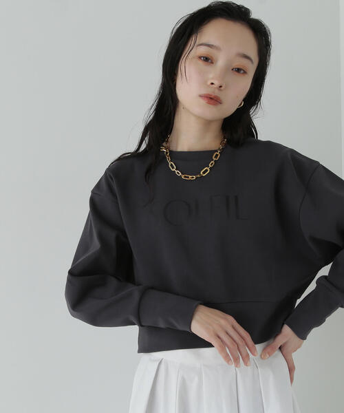 NATURAL BEAUTY BASIC(ナチュラルビューティーベーシック)の「◇ダンボールロゴカットソー(Tシャツ/カットソー・レディース・ブルー/オフホワイト/チャコールグレー・FREE)」の2枚目の写真