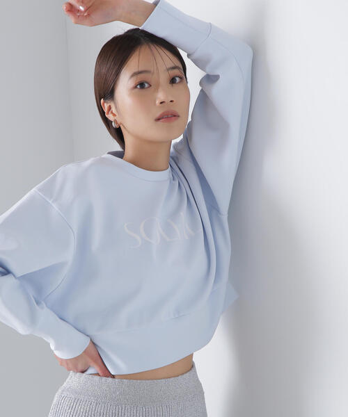 NATURAL BEAUTY BASIC(ナチュラルビューティーベーシック)の「◇ダンボールロゴカットソー(Tシャツ/カットソー・レディース・ブルー/オフホワイト/チャコールグレー・FREE)」の3枚目の写真