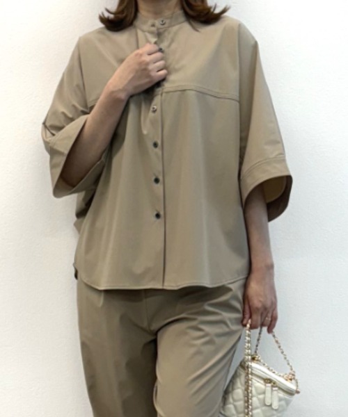 INTERPLANET(インタープラネット)の「【撥水・UV・接触冷感】バンドカラードルマンシャツ(シャツ/ブラウス・レディース・ブラック/ベージュ/ブルー/カーキ/ダークベージュ・FREE)」の8枚目の写真