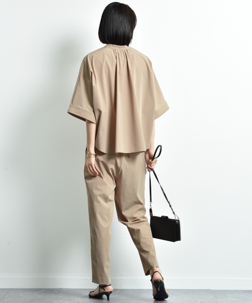 INTERPLANET(インタープラネット)の「【撥水・UV・接触冷感】バンドカラードルマンシャツ(シャツ/ブラウス・レディース・ブラック/ベージュ/ブルー/カーキ/ダークベージュ・FREE)」の17枚目の写真