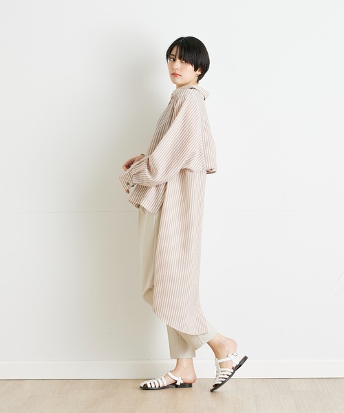 INED CLARO(イネドクラロ)の「イージーテーパードパンツ(その他パンツ・レディース・グレイッシュブルー/ベージュ/イエロー/グリーン・9号/11号)」の22枚目の写真