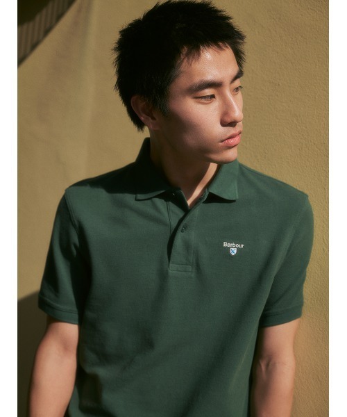 Barbour(バブアー)の「Barbour ロゴ スポーツ ポロシャツ(ポロシャツ・メンズ・ピンク/イエロー/グリーン/ネイビー/カーキ/レッド/ホワイト/ライトブルー/ブラック/スカイブルー系/インディゴブルー・LARGE/MEDIUM/X-LARGE/SMALL)」の3枚目の写真