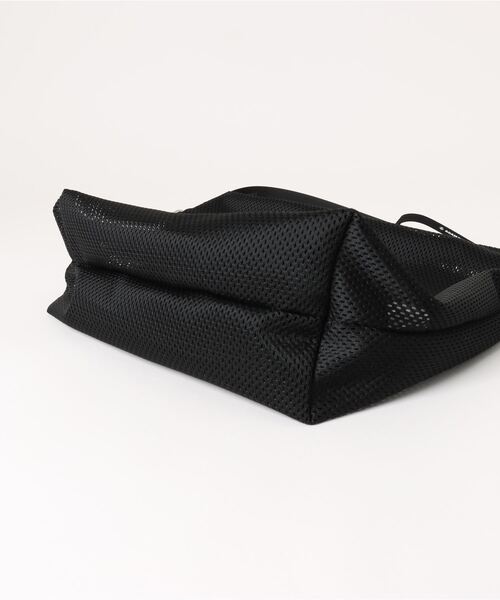 ADAM PATEK(アダムパテック)の「/ADAM PATEK/ mesh shoulder bag/メッシュショルダーバッグ(ショルダーバッグ・メンズ・ブラック・FREE)」の3枚目の写真