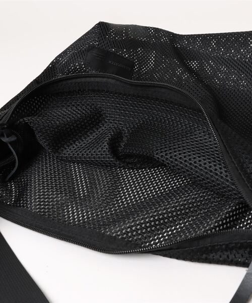 ADAM PATEK(アダムパテック)の「/ADAM PATEK/ mesh shoulder bag/メッシュショルダーバッグ(ショルダーバッグ・メンズ・ブラック・FREE)」の4枚目の写真