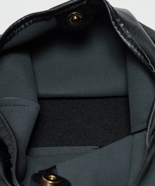 ROOPTOKYO(ループトウキョウ)の「▲レザー調ショルダーバッグ ユニセックス(ショルダーバッグ・メンズ・ブラック/ブラウン・FREE)」の9枚目の写真
