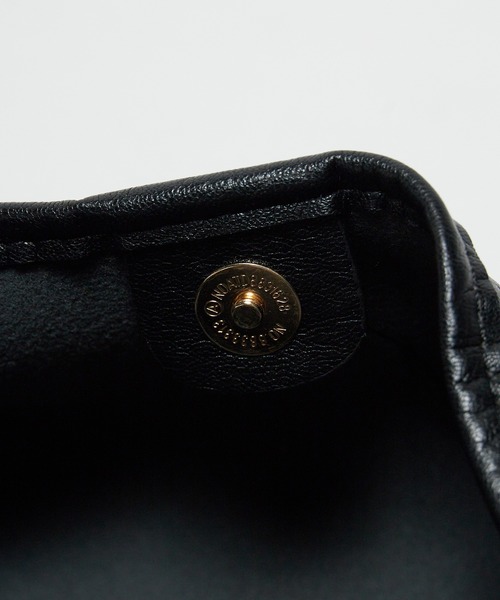 ROOPTOKYO(ループトウキョウ)の「▲レザー調ショルダーバッグ ユニセックス(ショルダーバッグ・メンズ・ブラック/ブラウン・FREE)」の8枚目の写真