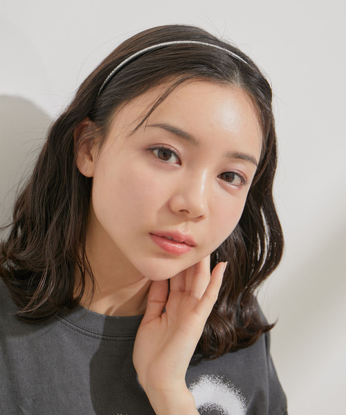 VIS(ビス)の「ナローラメカチューシャ(カチューシャ・レディース・シルバー/ブラック・FREE)」の2枚目の写真