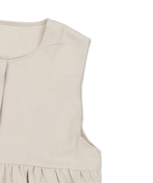 Lull（ルル）の「【Lull / ルル】セットアップ対応 / キレイめペプラムタンクトップ（ベスト・レディース・ブラック/アイボリー・ONESIZE）」の18枚目の写真