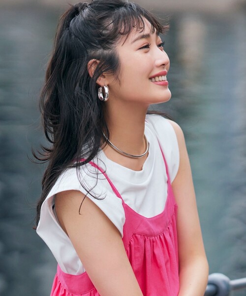 Cutie Blonde（キューティーブロンド）の「◆【洗える】タックノースリーブTシャツ（Tシャツ/カットソー・レディース・ホワイト系/ブラック/ブルー/オレンジ・00）」の5枚目の写真