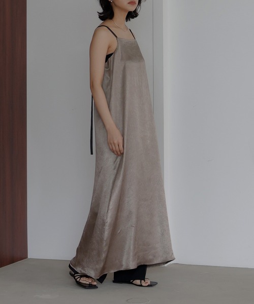 グレー サテンキャミワンピース 新品タグ付き GU サテンキャミソールワンピース グレー Lサイズ