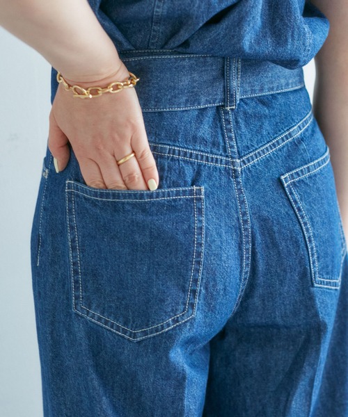 VIS(ビス)の「【セットアップ対応】ライトデニムベルト付きセンタープレスワイドパンツ【洗える】(デニムパンツ・レディース・ブルー系その他3/ブルー系その他4/ホワイト系その他4・S/M)」の18枚目の写真