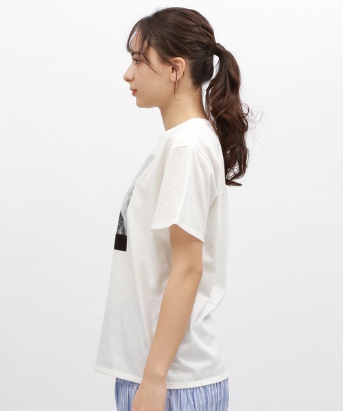 LAKOLE(ラコレ)の「アソート箔プリントTEE / 125540(Tシャツ/カットソー・レディース・オフホワイト/チャコール/ホワイト/ベージュ系その他5/グレー系その他7・SMALL/MEDIUM)」の18枚目の写真