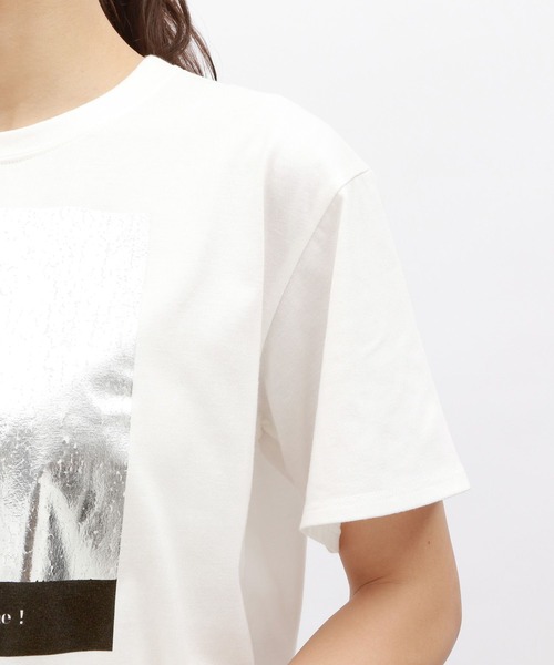 LAKOLE(ラコレ)の「アソート箔プリントTEE / 125540(Tシャツ/カットソー・レディース・オフホワイト/チャコール/ホワイト/ベージュ系その他5/グレー系その他7・SMALL/MEDIUM)」の14枚目の写真