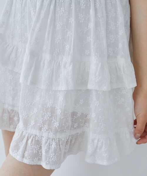 MAJESTIC LEGON（マジェスティックレゴン）の「コットンティアードミニスカパン（スカート・レディース・オフホワイト/ホワイト系その他・MEDIUM）」の16枚目の写真