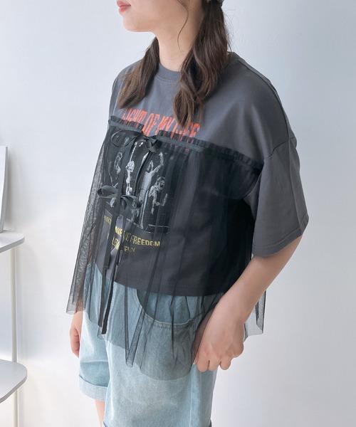 AS KNOW AS plus(アズノゥアズプラス)の「◎チュールリボン ロックTシャツ(Tシャツ/カットソー・レディース・ブラック×グレー/ホワイト×ブラック/チャコールグレー×ブラック/ホワイト系/グレー系/アイボリー系/ホワイト系1/グレー系1/アイボリー系1/アイボリー系2・FREE)」の7枚目の写真
