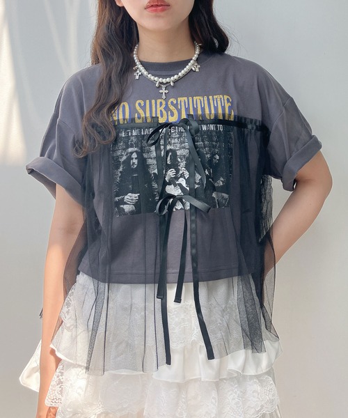 AS KNOW AS plus(アズノゥアズプラス)の「◎チュールリボン ロックTシャツ(Tシャツ/カットソー・レディース・ブラック×グレー/ホワイト×ブラック/チャコールグレー×ブラック/ホワイト系/グレー系/アイボリー系/ホワイト系1/グレー系1/アイボリー系1/アイボリー系2・FREE)」の19枚目の写真