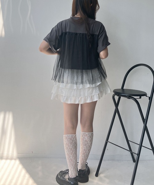AS KNOW AS plus(アズノゥアズプラス)の「◎チュールリボン ロックTシャツ(Tシャツ/カットソー・レディース・ブラック×グレー/ホワイト×ブラック/チャコールグレー×ブラック/ホワイト系/グレー系/アイボリー系/ホワイト系1/グレー系1/アイボリー系1/アイボリー系2・FREE)」の11枚目の写真