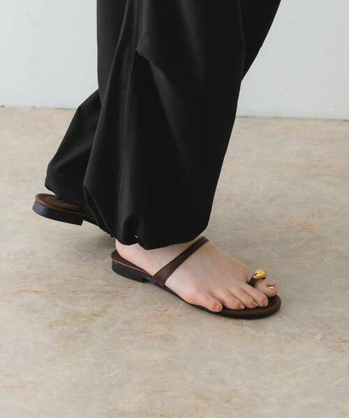 RODE SKO(ロデスコ)の「『MADE IN JAPAN』メタルフラットサンダル(サンダル・レディース・ブラウン/ブラック・36/37/38)」の12枚目の写真