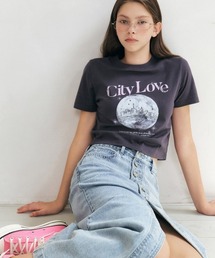 CITY LOVE CROPPED SHORT SLEEVE T-SHIRT