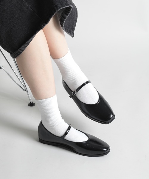 shoes365(シューズスリーシックスファイヴ)の「【shoes365】バックル付きパンプス(パンプス・レディース・オフホワイト/ブラック・22.5cm/23.0cm/23.5cm/24.0cm/24.5cm/25.0cm)」の15枚目の写真