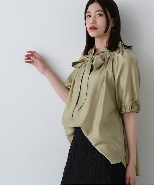 N.(N. Natural Beauty Basic)(エヌエヌナチュラルビューティーベーシック)の「シルキーローンリボンタイ半袖ブラウス(シャツ/ブラウス・レディース・ベージュ/ブルー/オフホワイト・MEDIUM)」の14枚目の写真