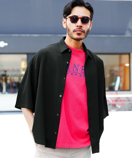 jiggys shop(ジギーズショップ)の「UVカット梨地BIGオーバーサイズ半袖シャツ(シャツ/ブラウス・メンズ・ダークグレー/ベージュ/ブルー系その他/ブラック/ブルーグレー/アイボリー・MEDIUM/LARGE/X-LARGE)」の3枚目の写真