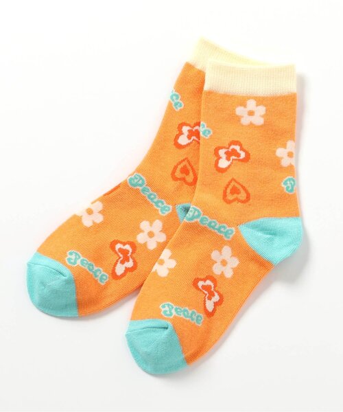 BREEZE（ブリーズ）の「GIRLS総柄ソックス（ソックス/靴下・キッズ・アイボリー/オレンジ/パープル/ブルー・15 /18/21）」の4枚目の写真