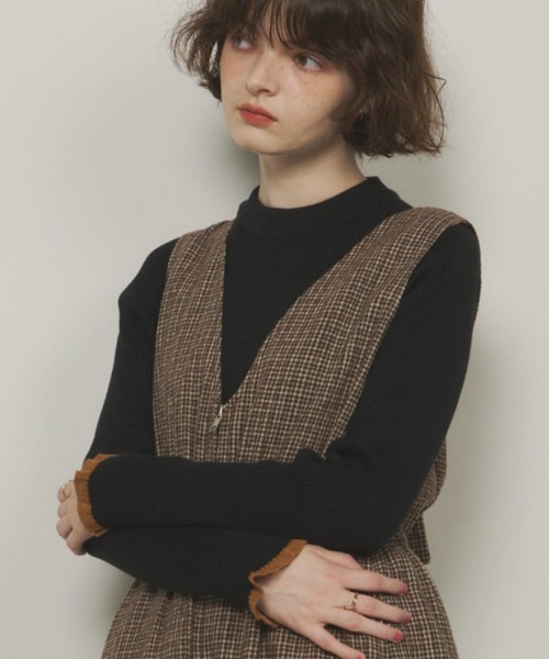 Unitage（ユニテージ）の「※入荷禁止※配色クルーネックリブニット（ニット/セーター・レディース・ダークグリーン/ネイビー/ブラウン/グレー/アイボリー/ブラック/イエロー/ナチュラル/ライトブルー/その他・FREE）」の2枚目の写真