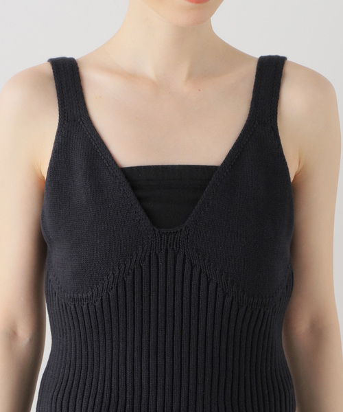 RITA ROW(リタロウ)の「【RITA ROW/リタロウ】ブラックニットキャミ(キャミソール・レディース・ブラック・X-SMALL)」の10枚目の写真