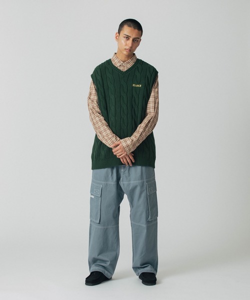 XLARGE（エクストララージ）の「CABLE KNIT VEST（ニット/セーター・メンズ・グリーン/ブラック/オレンジ・XL/L/M）」の14枚目の写真