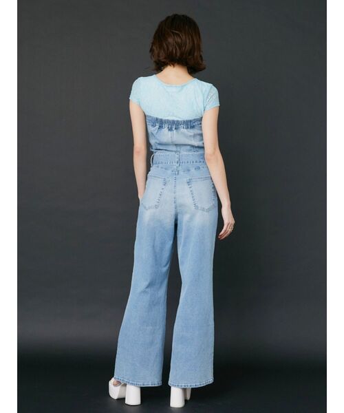 EVRIS(エヴリス)の「デニムオールインワン(つなぎ/オールインワン・レディース・インディゴブルー/ライトブルー・MEDIUM/SMALL)」の5枚目の写真