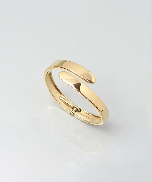 ieLS（イエルズ）の「金属アレルギー対応「ieLS」ステンレス　デザインバングル（バングル/リストバンド・メンズ・ゴールド/シルバー・ONE SIZE）」の3枚目の写真