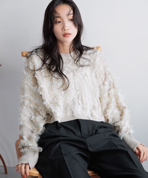 LOWRYS FARM（ローリーズファーム）の「フリンジドルマンニット