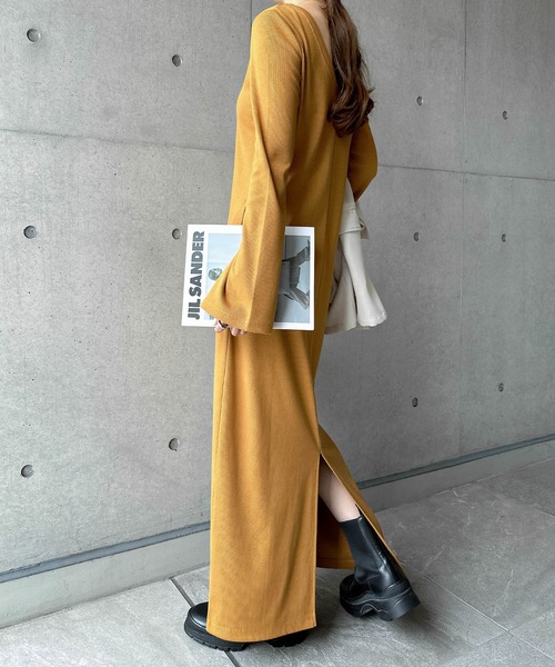 【新品 未使用 タグ付き】RANDAアイボリー フレアスリーブ ロングワンピース セール】テレコリブフレアスリーブロングワンピース（ワンピース