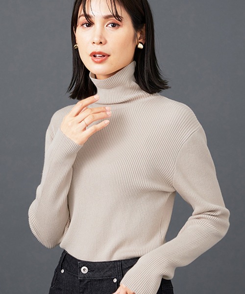 BELLUNA PLUS(ベルーナ)の「リブニットタートルネックプルオーバー(ニット/セーター・レディース・アイボリー/ブラック/ロイヤルブルー/オレンジ・MEDIUM/LARGE/X-LARGE)」の15枚目の写真