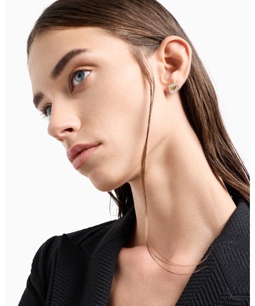 EMPORIO ARMANI（エンポリオアルマーニ）の「【エンポリオ アルマーニ】スタッドピアス ブラス マザーオブパール（ピアス（両耳用）・レディース・その他1・FREE）」の3枚目の写真