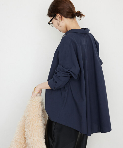 SLOBE IENA(スローブイエナ)の「over size shirt(シャツ/ブラウス・レディース・ホワイト/ベージュ/ネイビー・FREE)」の15枚目の写真