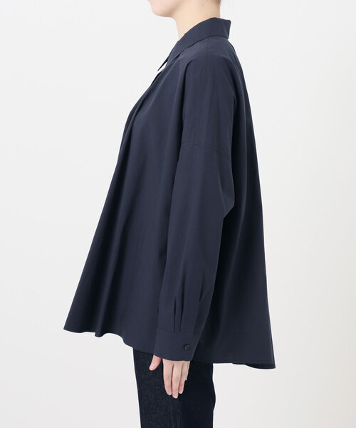 SLOBE IENA(スローブイエナ)の「over size shirt(シャツ/ブラウス・レディース・ホワイト/ベージュ/ネイビー・FREE)」の17枚目の写真