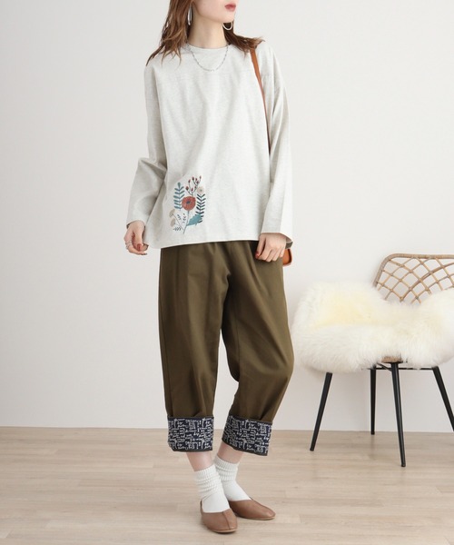 Emago(イマゴ)の「EMAGO レイヤード風刺繍プルオーバー(Tシャツ/カットソー・レディース・ブラック/ブラウン/アイボリー・FREE)」の8枚目の写真