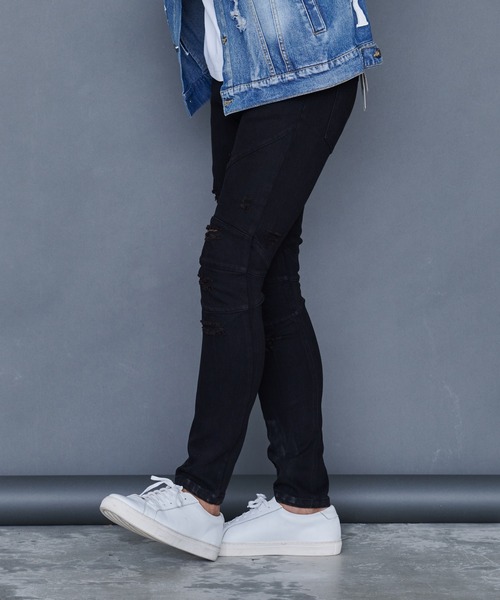 SILVER BULLET(シルバーバレット)の「『CavariA/キャバリア』ソリッドブラックダメージデニムパンツ(デニムパンツ・メンズ・ブラック系1/ブラック・L/M)」の4枚目の写真