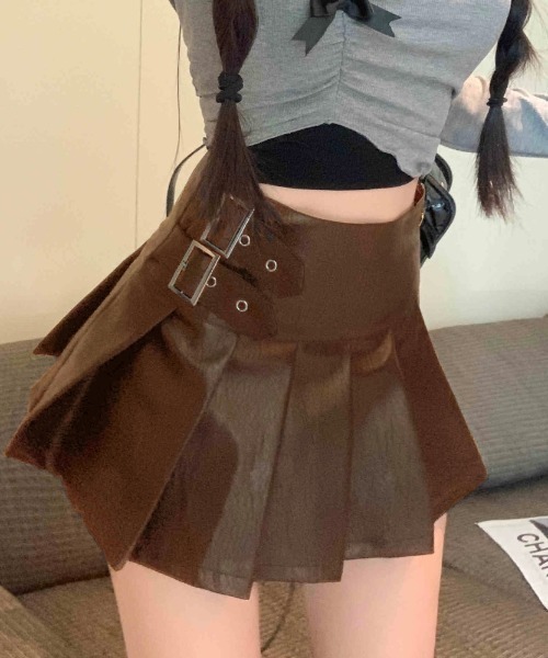 NANEA(ナネア)の「サイドベルト付きプリーツミニスカート(スカート・レディース・ブラック/ブラウン・LARGE/MEDIUM/SMALL)」の19枚目の写真