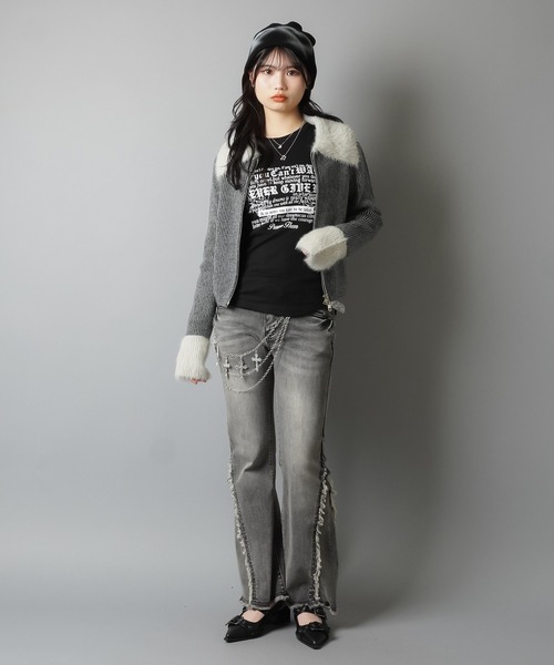 SPINNS(スピンズ)の「襟ファーWジップニット(ニット/セーター・レディース・ブラック/ブラウン/グレー・ONESIZE)」の12枚目の写真