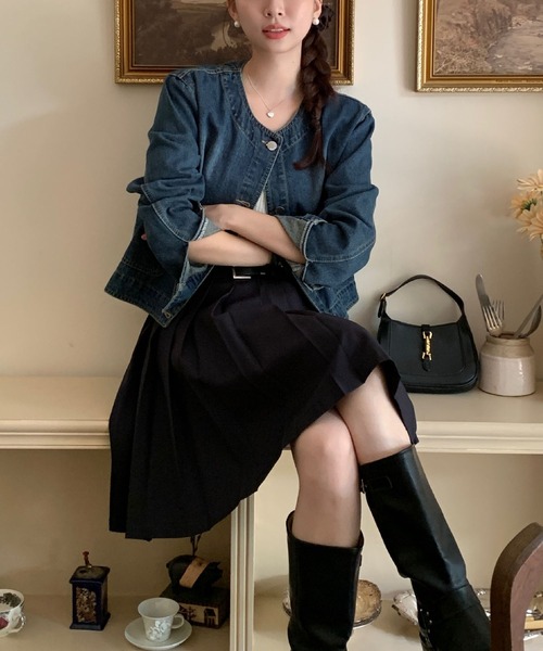 BLANC FICELLE(ブランフィセル)の「ノーカラー ショート丈 デニム ジャケット(デニムジャケット・レディース・インディゴブルー/ブルー・FREE)」の7枚目の写真