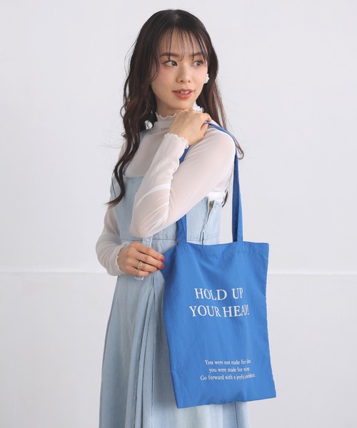 ALTROSE(アルトローズ)の「ロゴプリント A4 トートバッグ(トートバッグ・レディース・ブルー/アイボリー/ブラック/キャメル/モスグリーン/ピンク・FREE)」の22枚目の写真