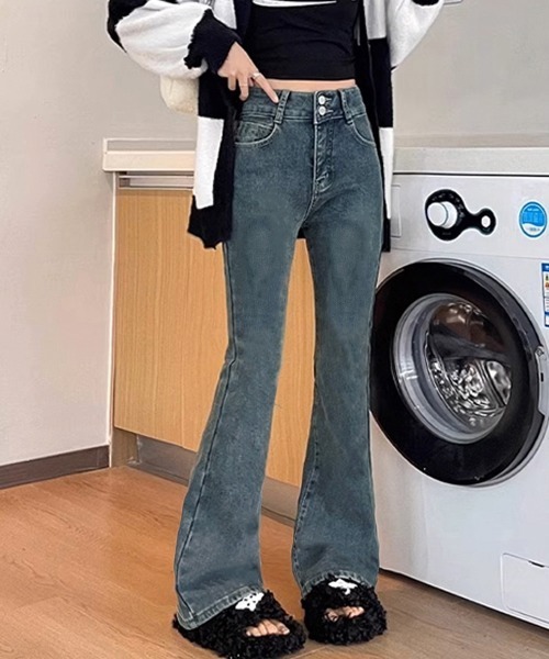 Miniministore(ミニミニストア)の「セミフレアデニムパンツ 美脚デニムパンツ(デニムパンツ・レディース・インディゴブルー/ブラック/チャコールグレー・S/L/XL/M)」の1枚目の写真