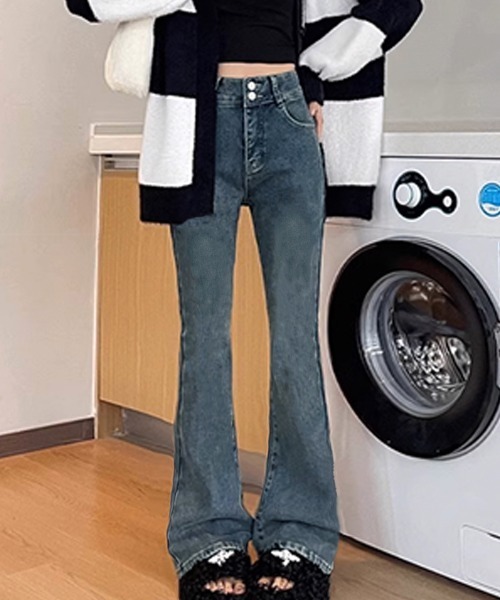 Miniministore(ミニミニストア)の「セミフレアデニムパンツ 美脚デニムパンツ(デニムパンツ・レディース・インディゴブルー/ブラック/チャコールグレー・S/L/XL/M)」の9枚目の写真