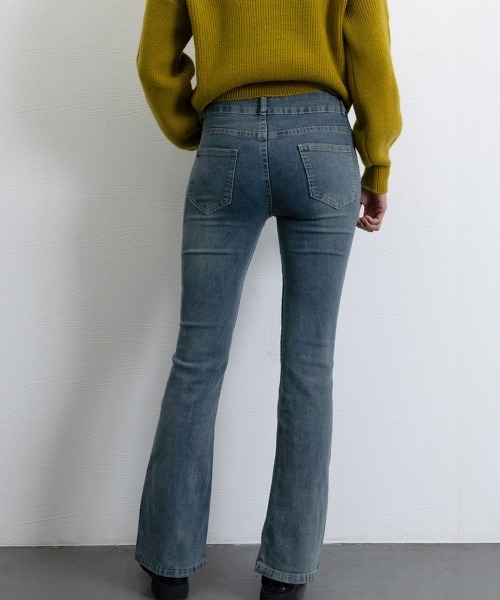 Miniministore(ミニミニストア)の「セミフレアデニムパンツ 美脚デニムパンツ(デニムパンツ・レディース・インディゴブルー/ブラック/チャコールグレー・S/L/XL/M)」の14枚目の写真
