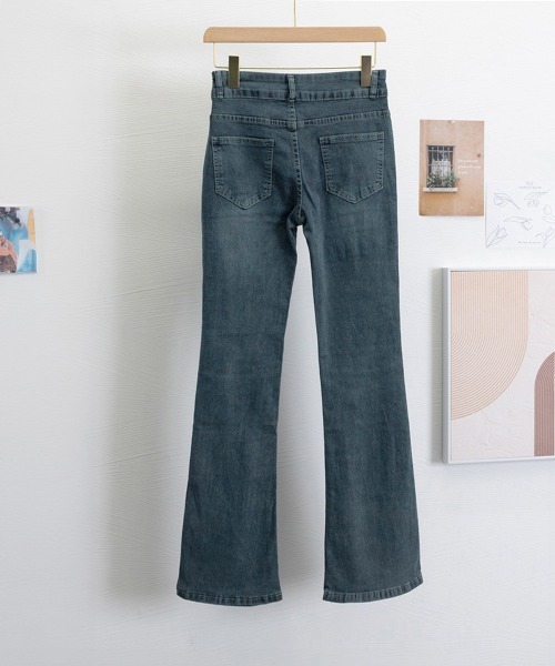 Miniministore(ミニミニストア)の「セミフレアデニムパンツ 美脚デニムパンツ(デニムパンツ・レディース・インディゴブルー/ブラック/チャコールグレー・S/L/XL/M)」の16枚目の写真